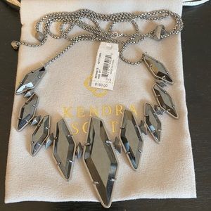 NWT Kendra Scott Bernice in Hematite